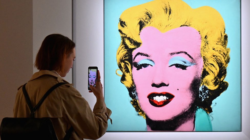 Warhol’un Sergisine Yeni Eserler Eklendi